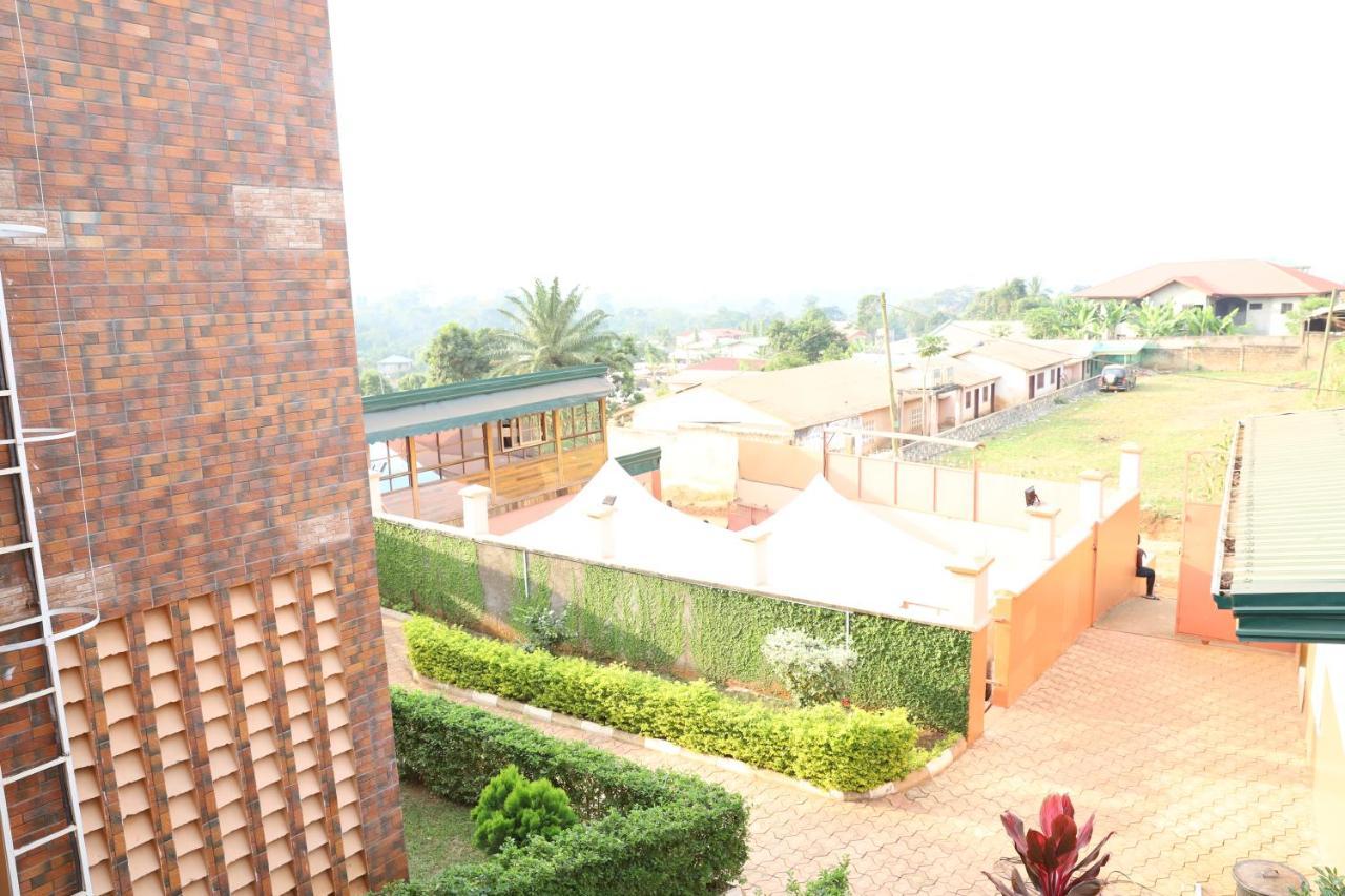 Vegas House Apartment Yaounde Luaran gambar