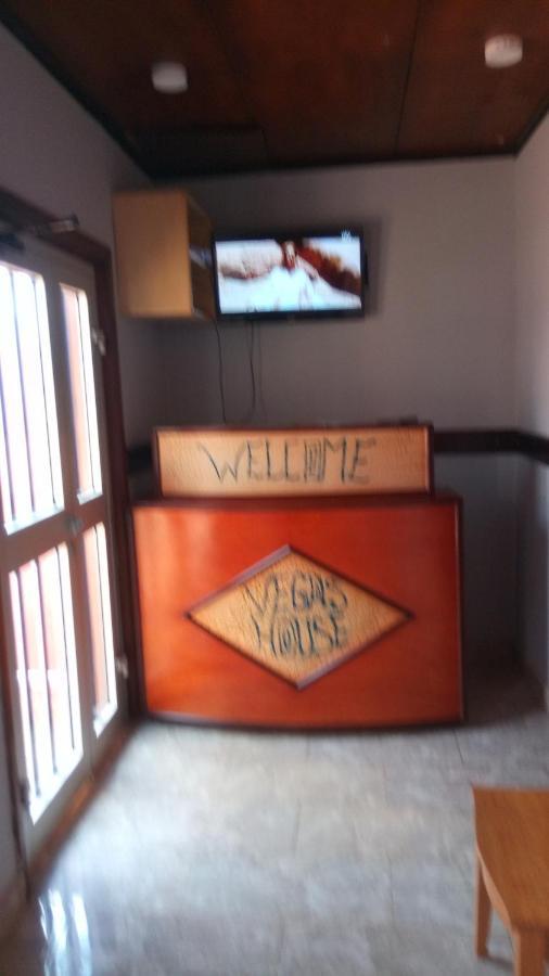 Vegas House Apartment Yaounde Luaran gambar